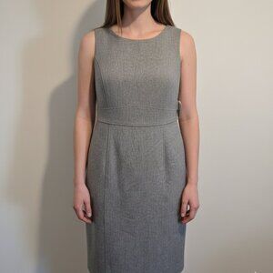 NWT Kasper Grey & Black Sleeveless Sheath Dress Size 10